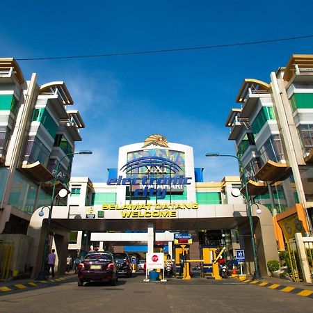 Ak Hotel Nagoya Hill Batam Kültér fotó