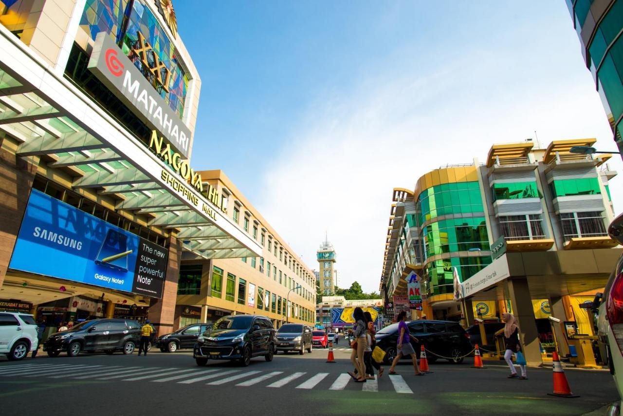 Ak Hotel Nagoya Hill Batam Kültér fotó